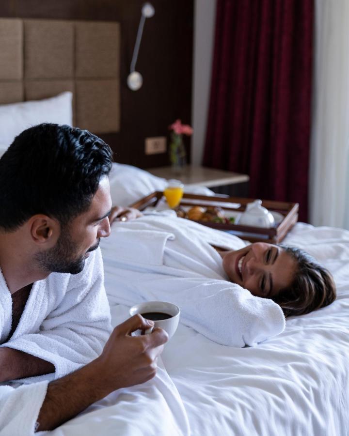 Hotel Grand Ocean El Sokhna Ain Sukhna Exterior foto Room service