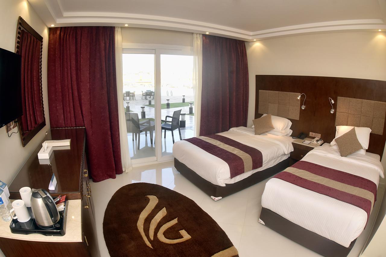 Hotel Grand Ocean El Sokhna Ain Sukhna Exterior foto A room at the hotel