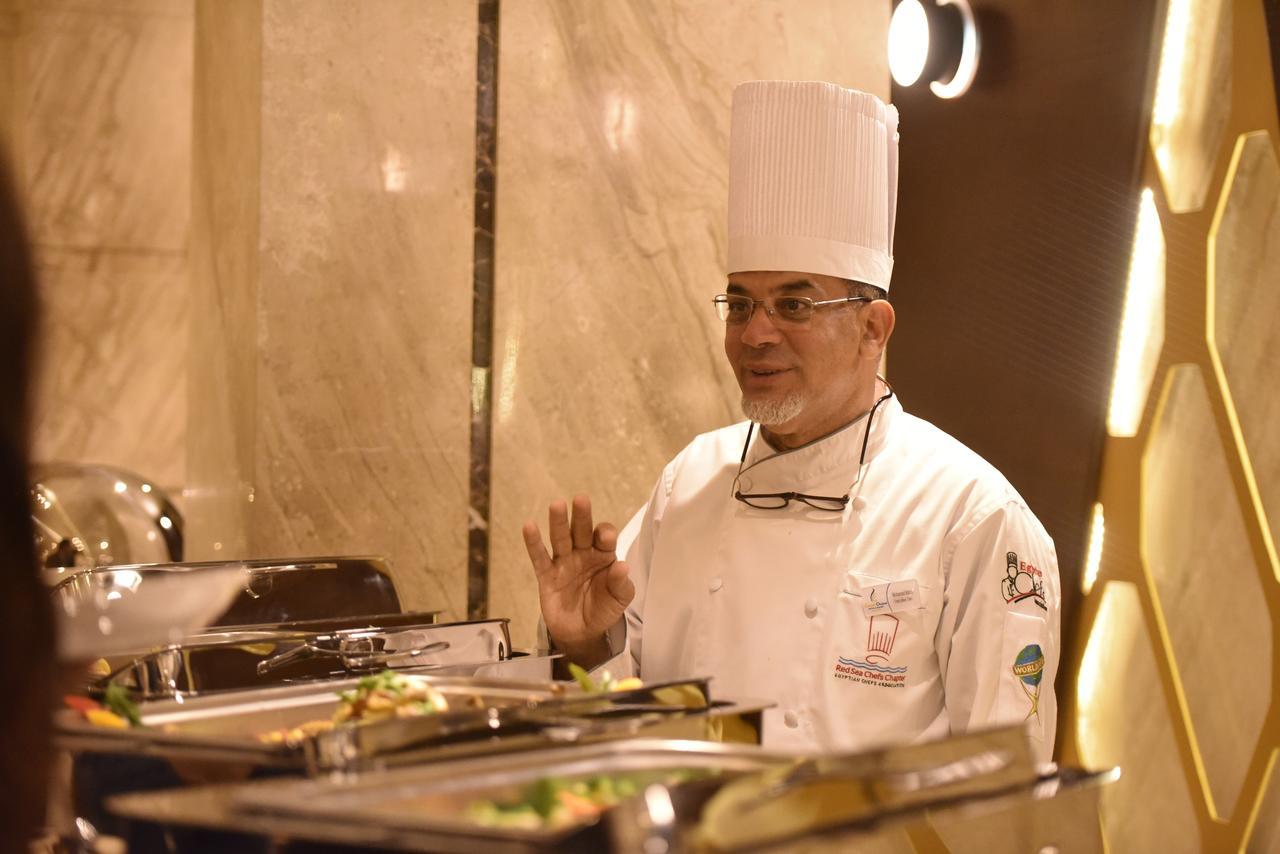 Hotel Grand Ocean El Sokhna Ain Sukhna Exterior foto Chef at the Taj Mahal Palace, Mumbai