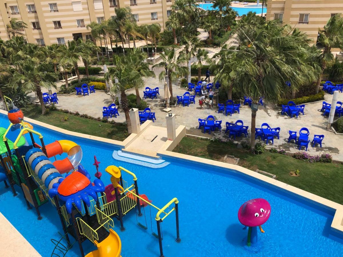 Hotel Grand Ocean El Sokhna Ain Sukhna Exterior foto The resort's water park